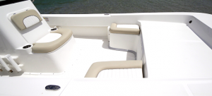 Sundance B Series Center Console Forward Seating